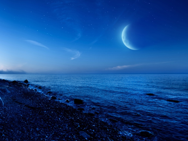 Moon On Gravel Beach wallpaper 640x480