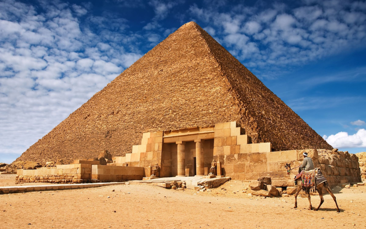 Обои Great Pyramid of Giza in Egypt 1440x900