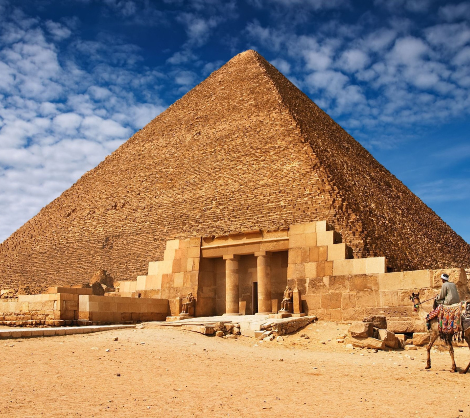Обои Great Pyramid of Giza in Egypt 960x854