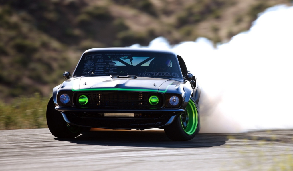 Das Ford Mustang Drifting Wallpaper 1024x600