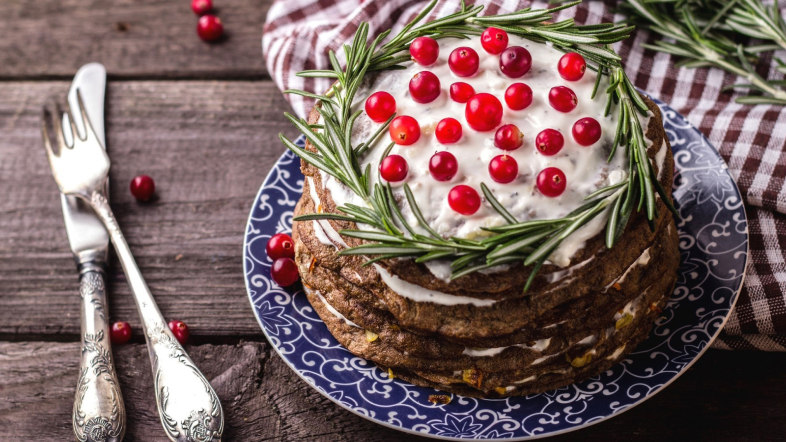 Pancakes with Berries screenshot #1 1600x900