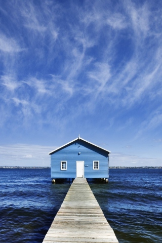 Blue Pier House wallpaper 320x480