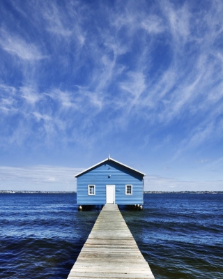 Kostenloses Blue Pier House Wallpaper für Nokia 5235 Comes With Music