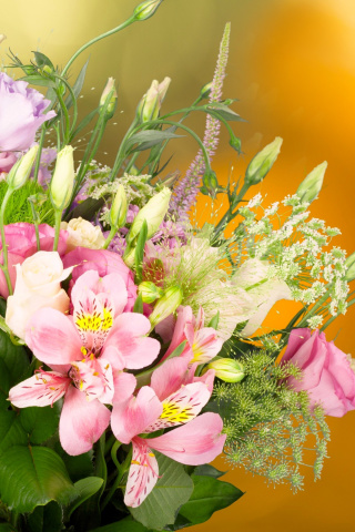 Fondo de pantalla Bouquet of iris flowers 320x480