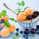 Sfondi Apricots, cherries and blackberries 128x128