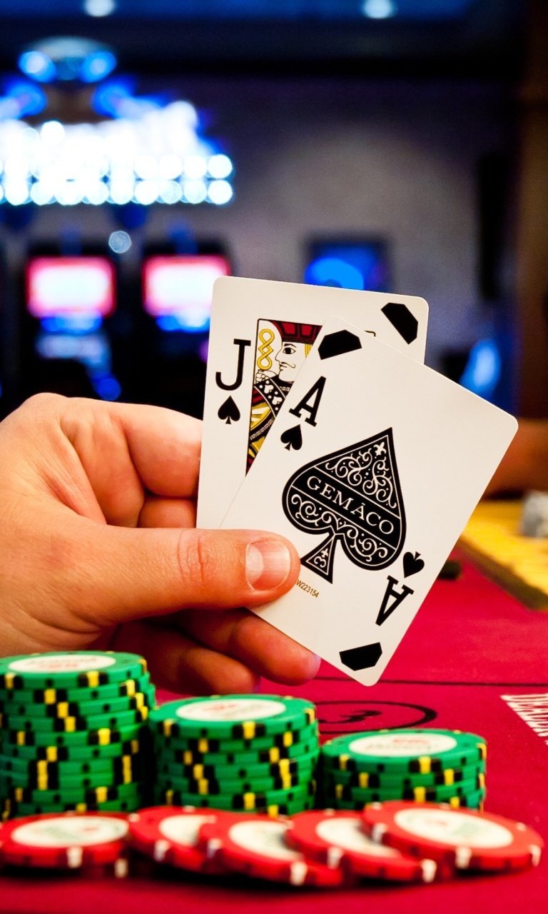 Обои Play blackjack in Casino 768x1280