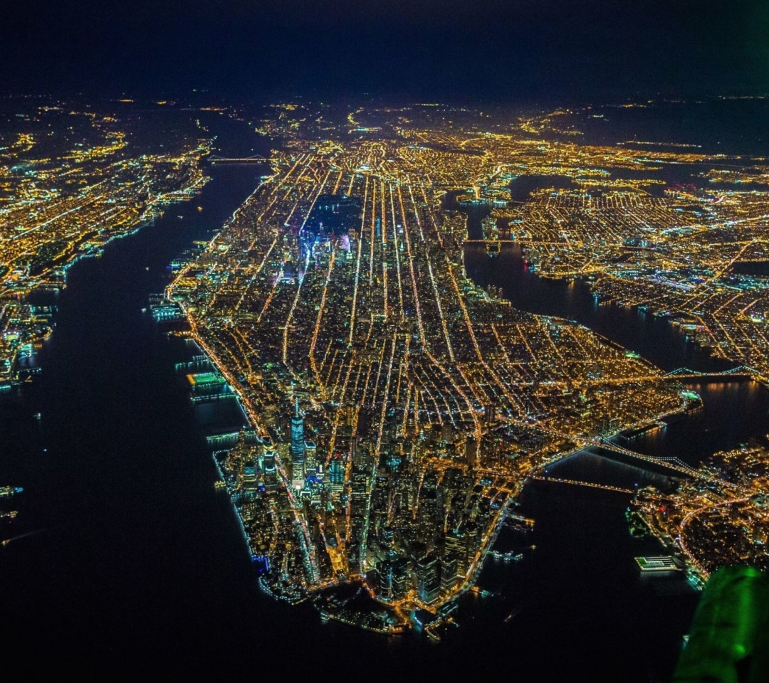 Fondo de pantalla New York City Night View From Space 1080x960