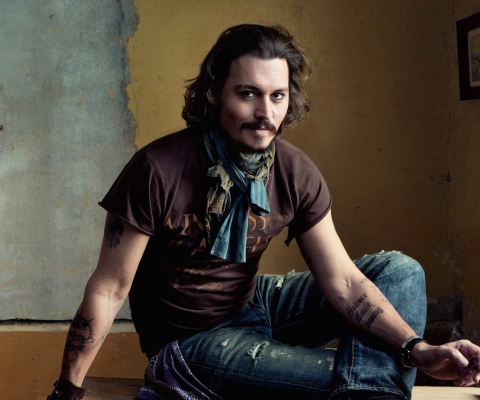 Das Good Looking Johnny Depp Wallpaper 480x400