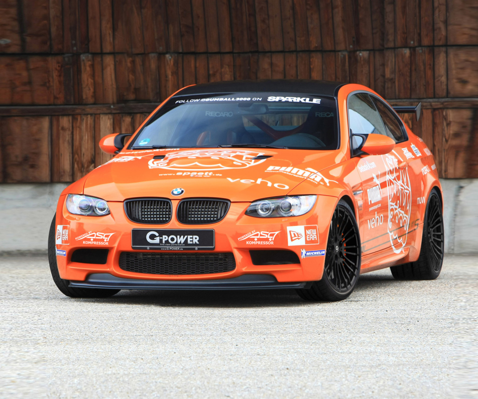 Das BMW Recaro Tuning Wallpaper 960x800