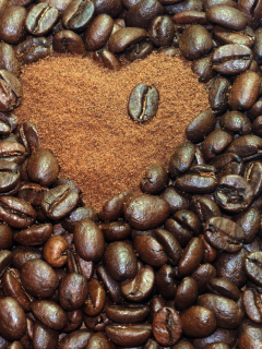 Das In Love With Coffee Wallpaper 240x320