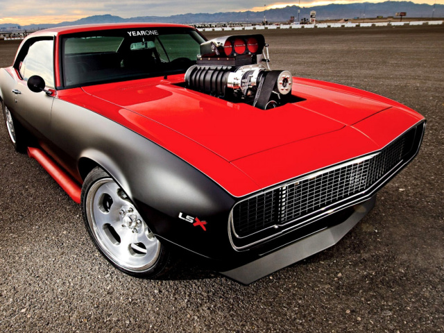 Das Chevrolet Hot Rod Muscle Car with GM Engine Wallpaper 640x480