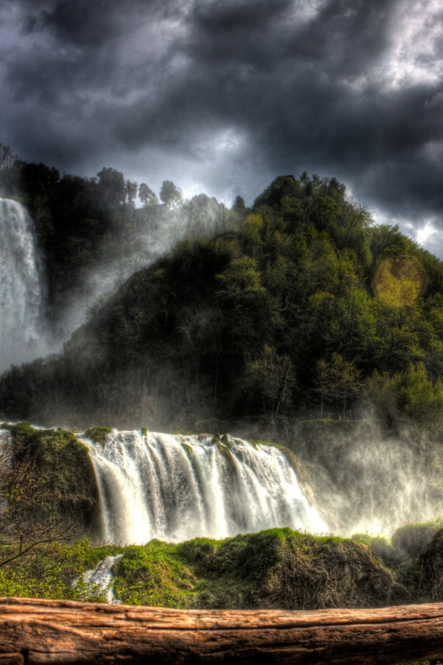 Fondo de pantalla Storm Over Waterfall 640x960