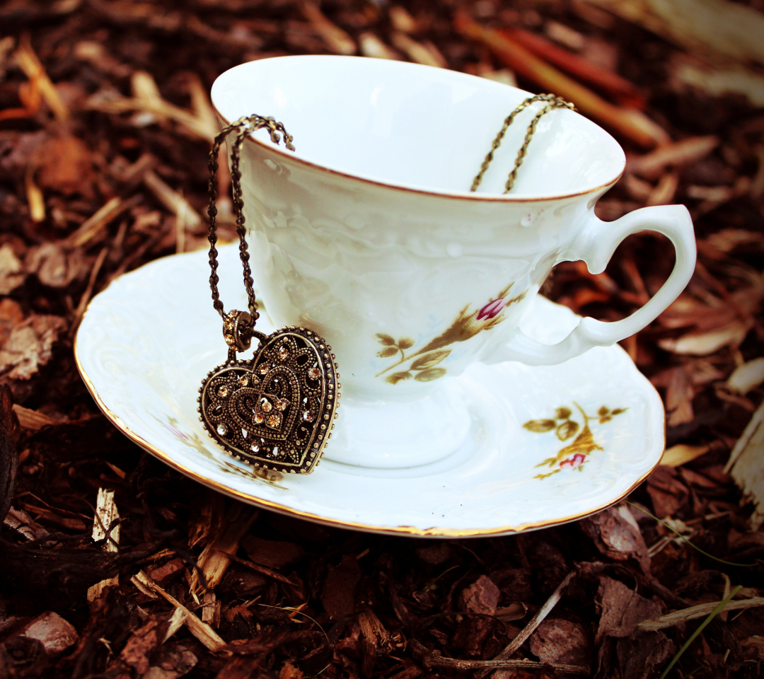 Heart Pendant And Vintage Cup wallpaper 1080x960
