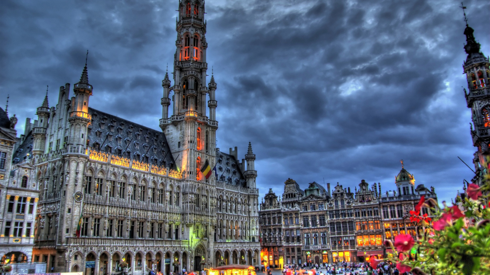 Brussels Grote Markt and Town Hall screenshot #1 1600x900