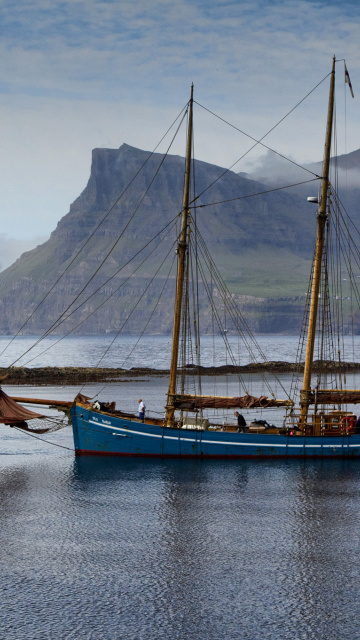 Fondo de pantalla Bay Faroe Islands, Denmark 360x640