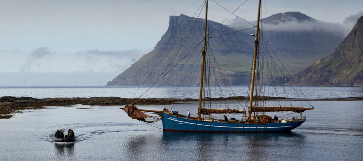 Das Bay Faroe Islands, Denmark Wallpaper 720x320
