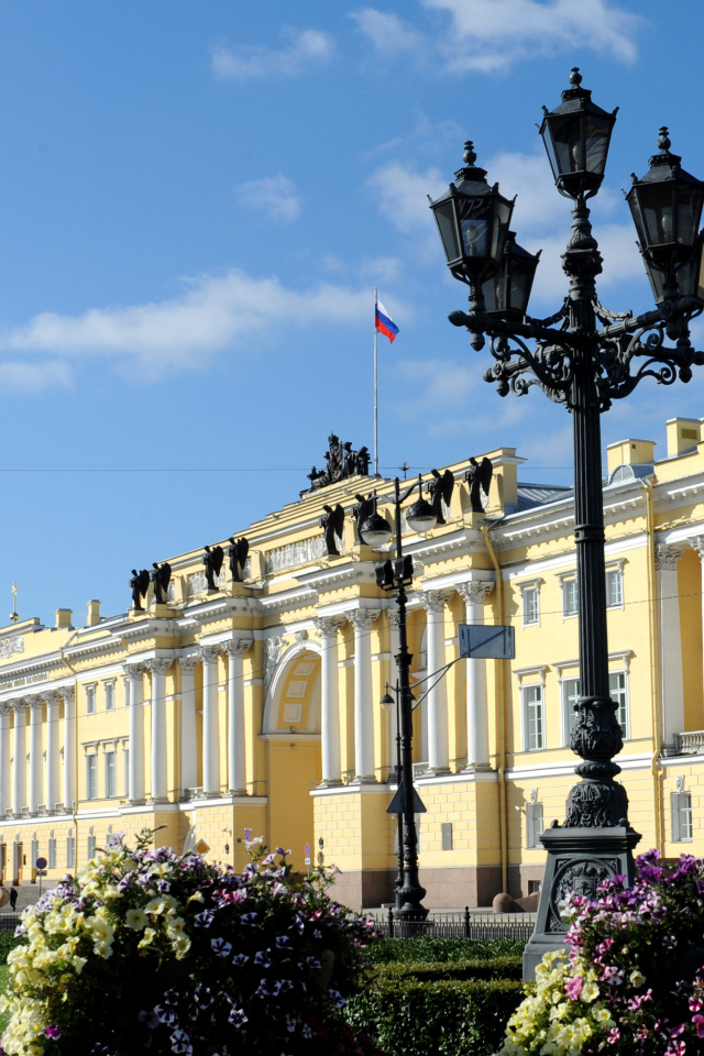 Saint Petersburg, Peterhof Palace wallpaper 640x960