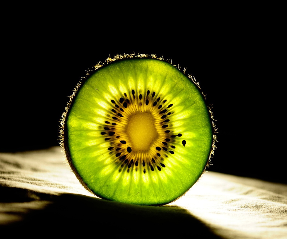 Fondo de pantalla Kiwi Slice 960x800