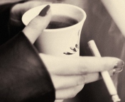 Hot Coffee In Her Hands screenshot #1 176x144