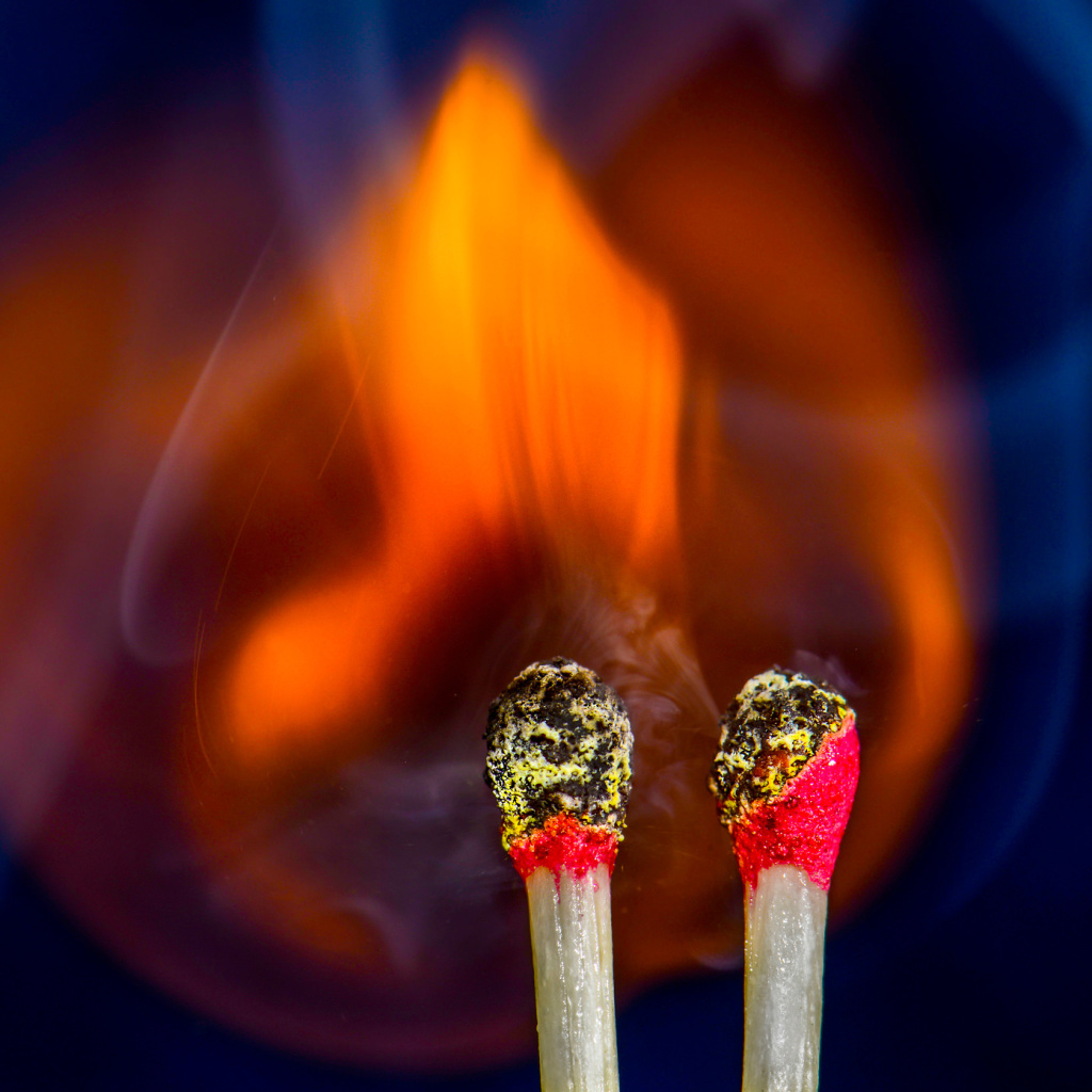 Fire from matches wallpaper 1024x1024