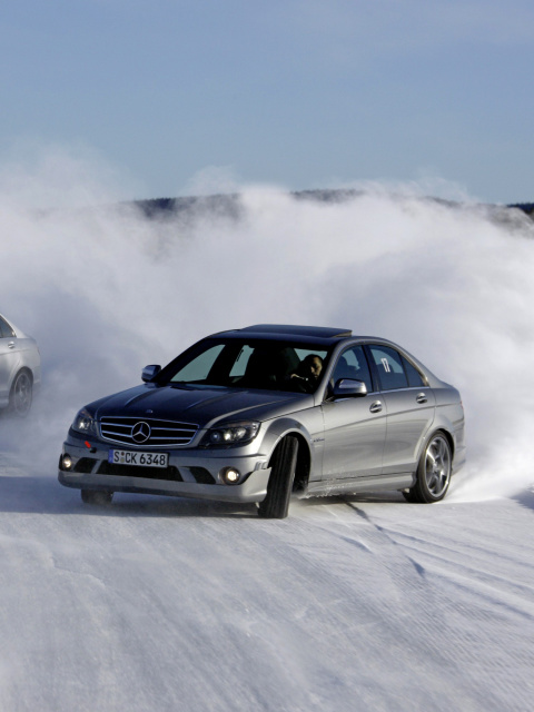 Sfondi Mercedes Snow Drift 480x640