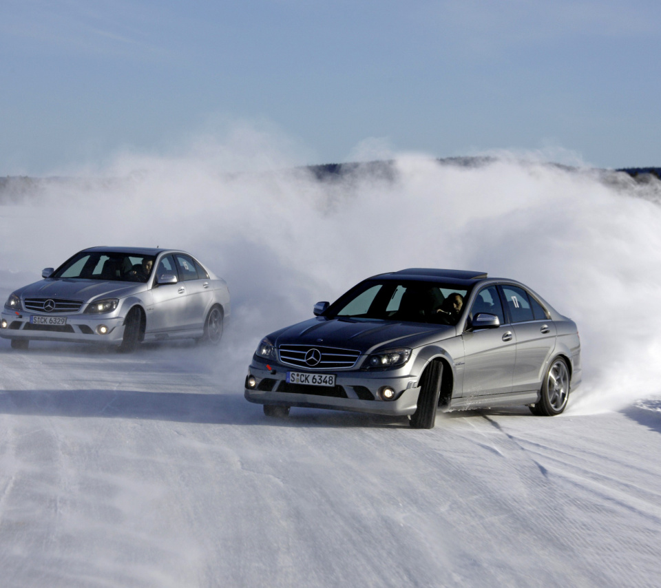 Sfondi Mercedes Snow Drift 960x854