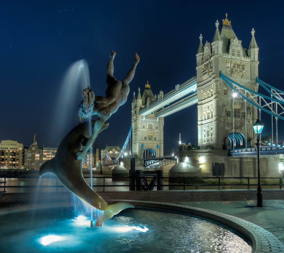 Tower Bridge in London wallpaper 960x854