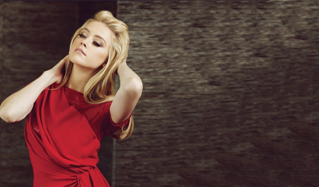 Blonde Model In Red Dress wallpaper 1024x600