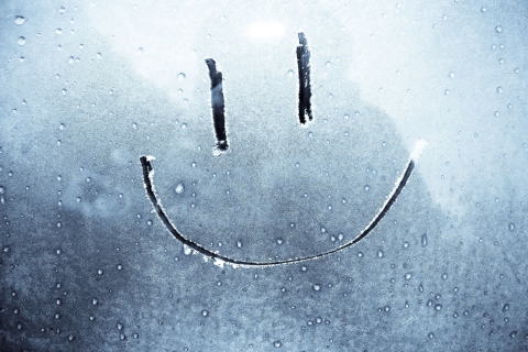 Smiley Face On Frozen Window wallpaper 480x320