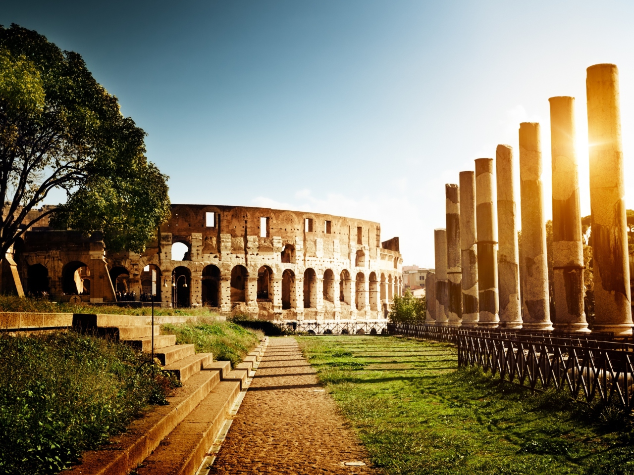 Das Rome - Amphitheater Colosseum Wallpaper 1280x960