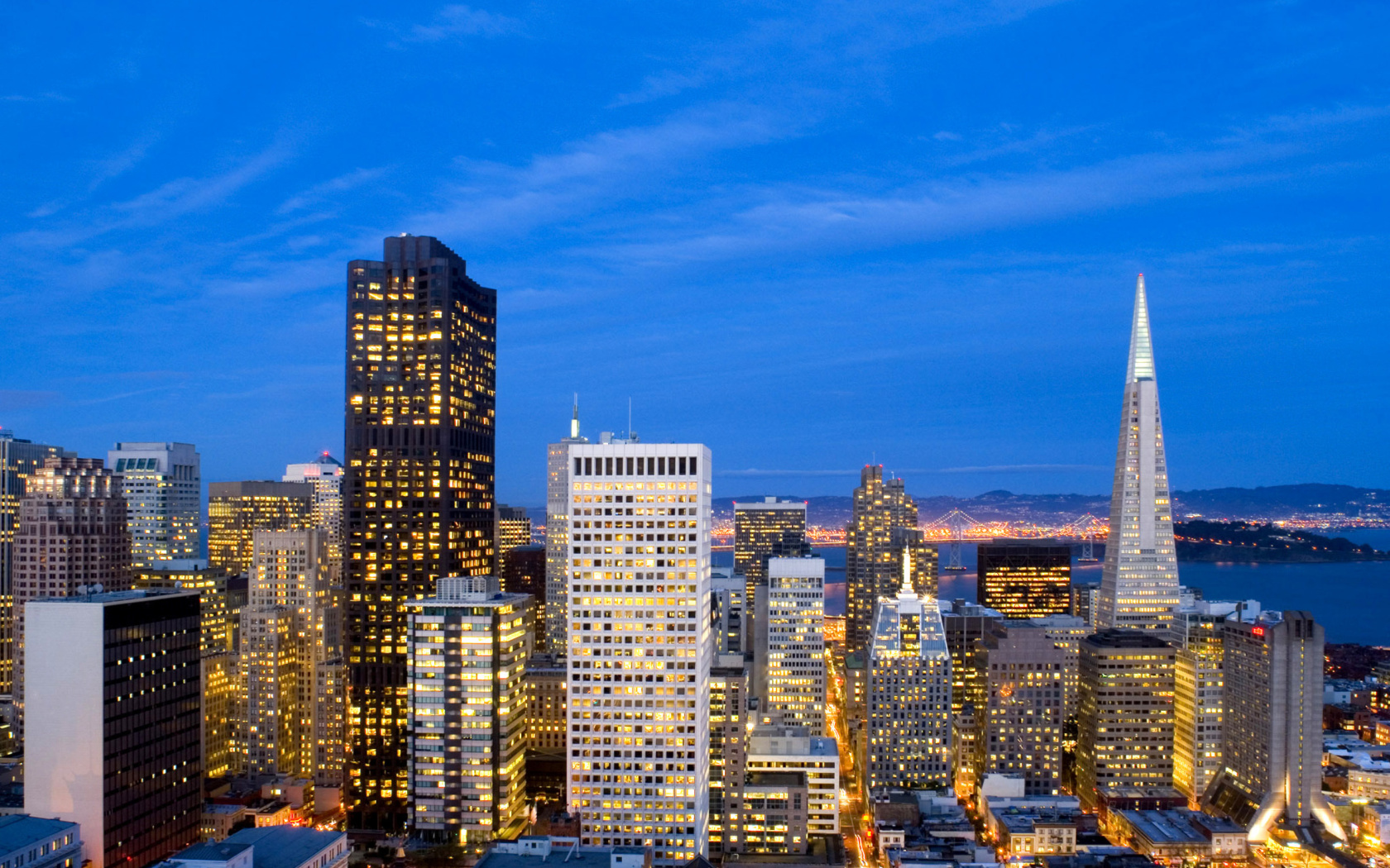 Das San Francisco Skyline Wallpaper 1680x1050