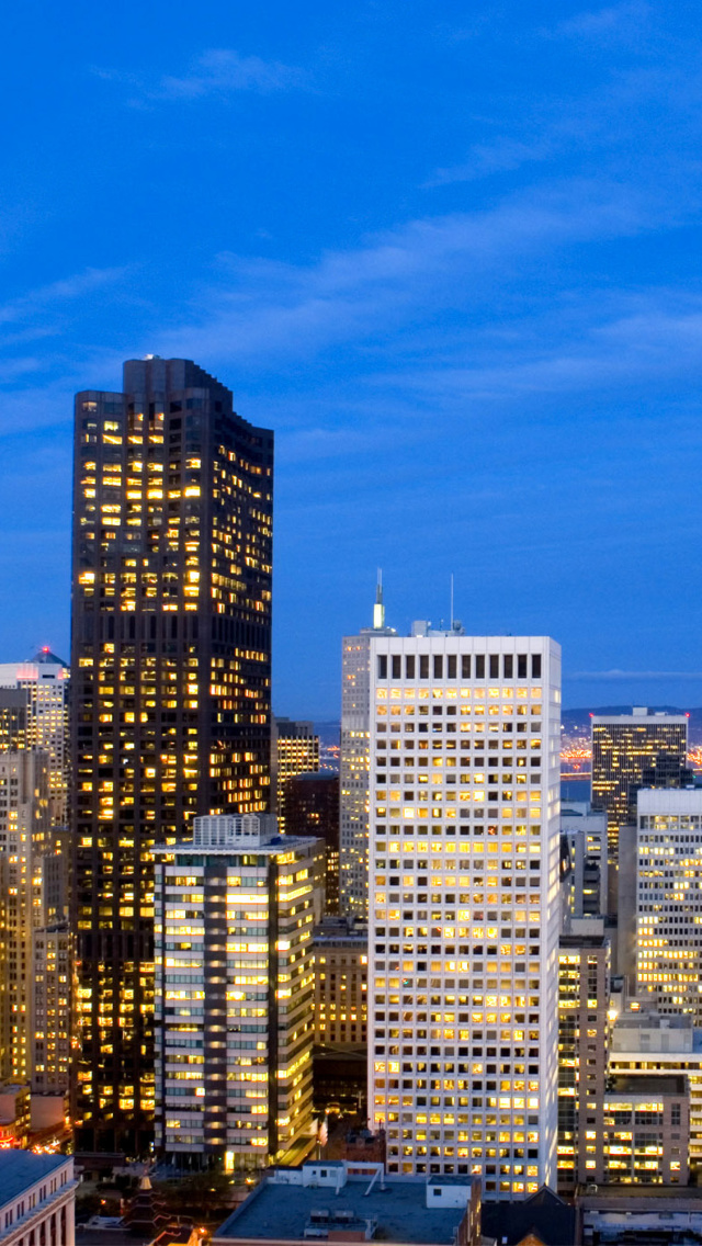 Das San Francisco Skyline Wallpaper 640x1136