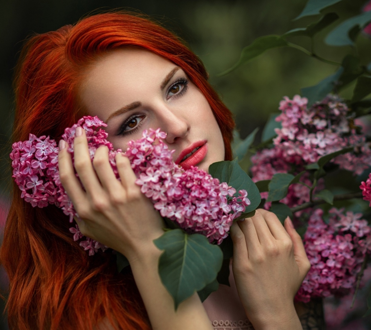 Girl in lilac flowers wallpaper 1440x1280
