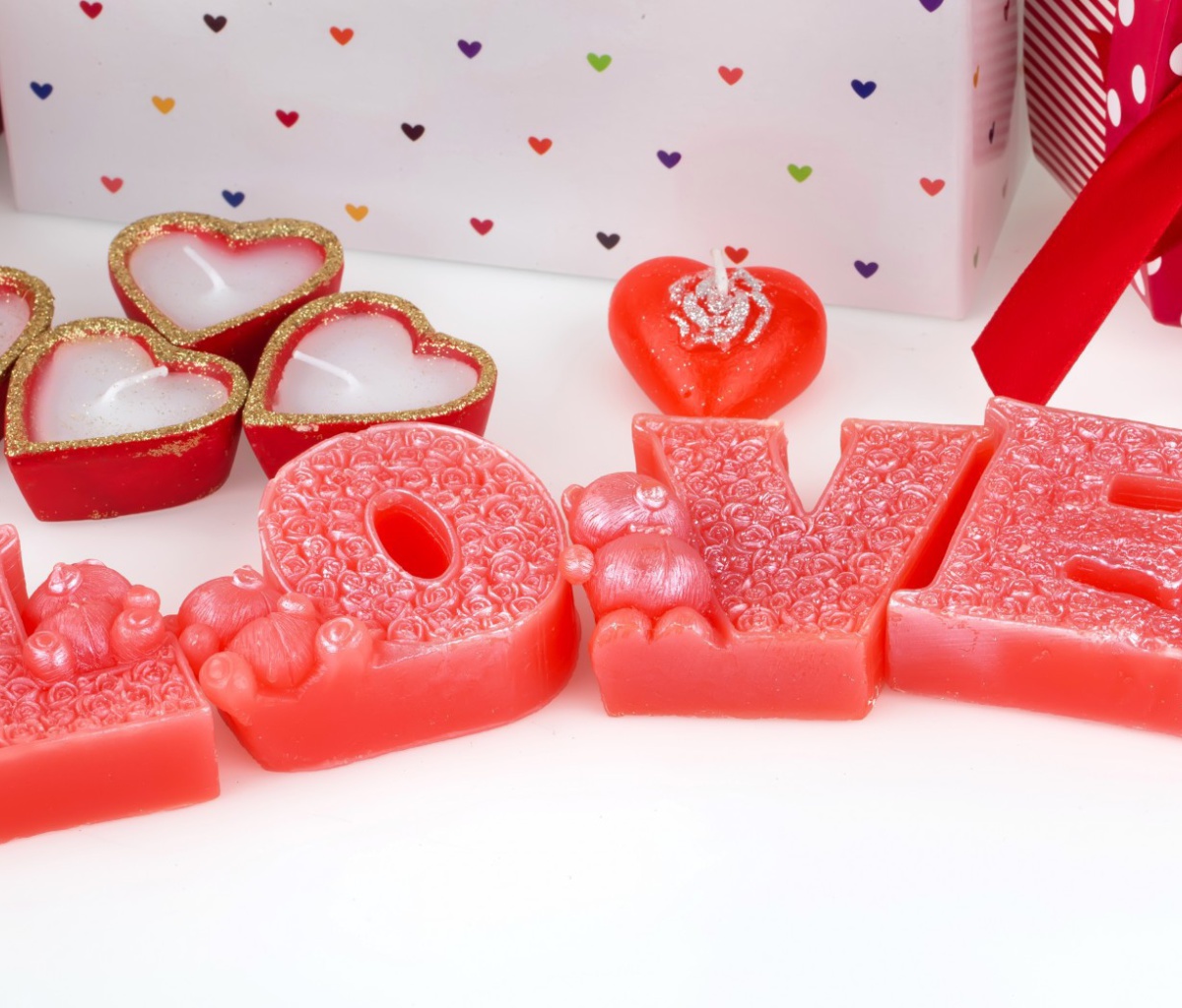 Das Valentines Day Candles Scents Wallpaper 1200x1024