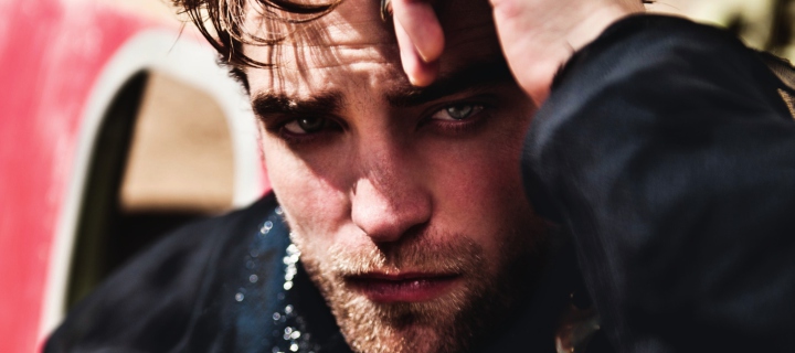 Screenshot №1 pro téma Robert Pattinson 2012 720x320