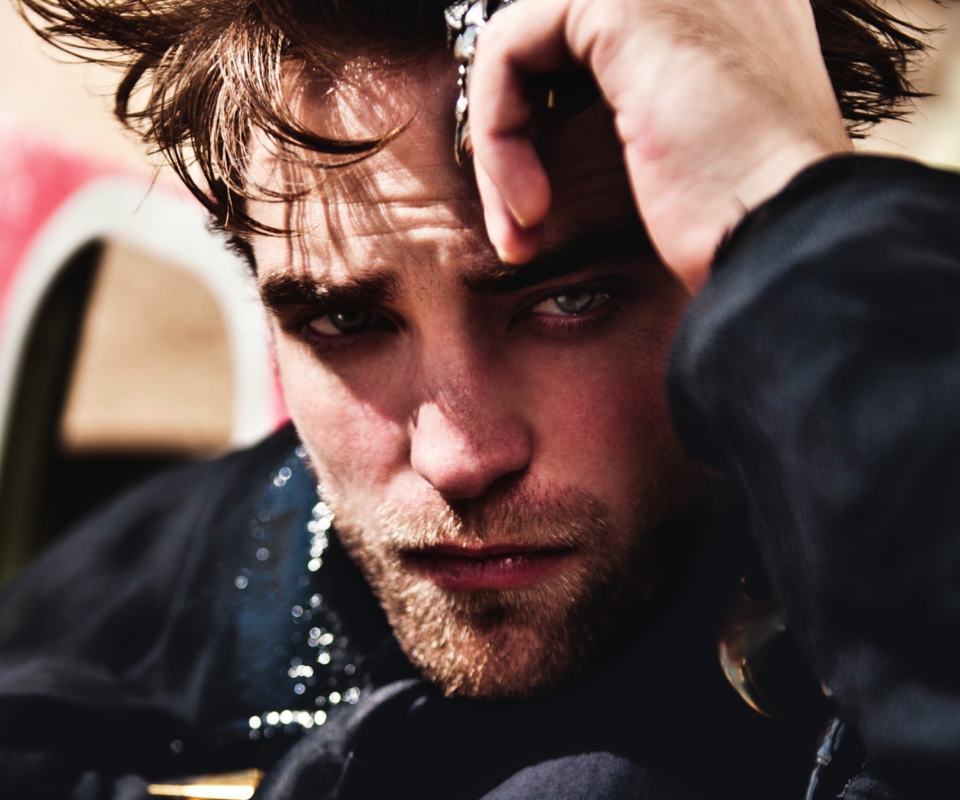 Robert Pattinson 2012 wallpaper 960x800