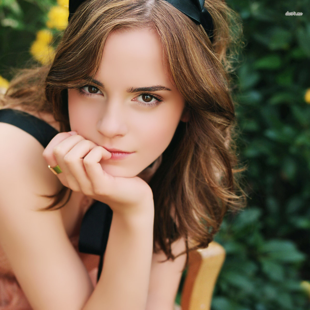 Screenshot №1 pro téma Emma Watson Tender Portrait 1024x1024