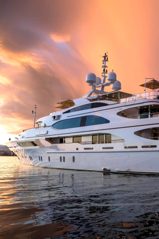 Superyacht In Miami wallpaper 320x480