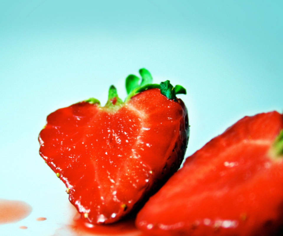 Strawberries screenshot #1 960x800