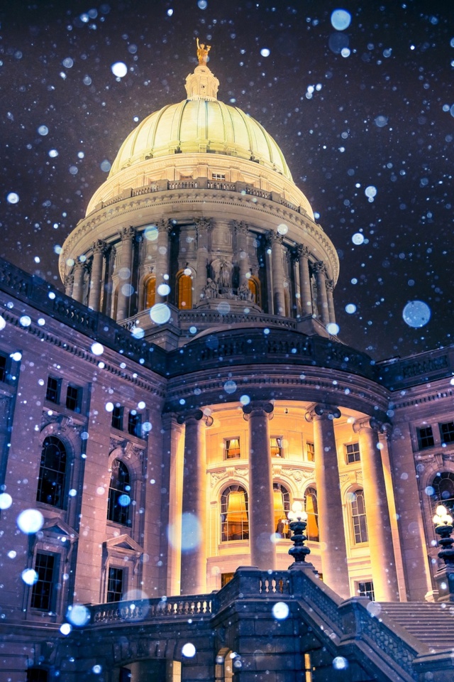 Das Madison, Wisconsin State Capitol Wallpaper 640x960