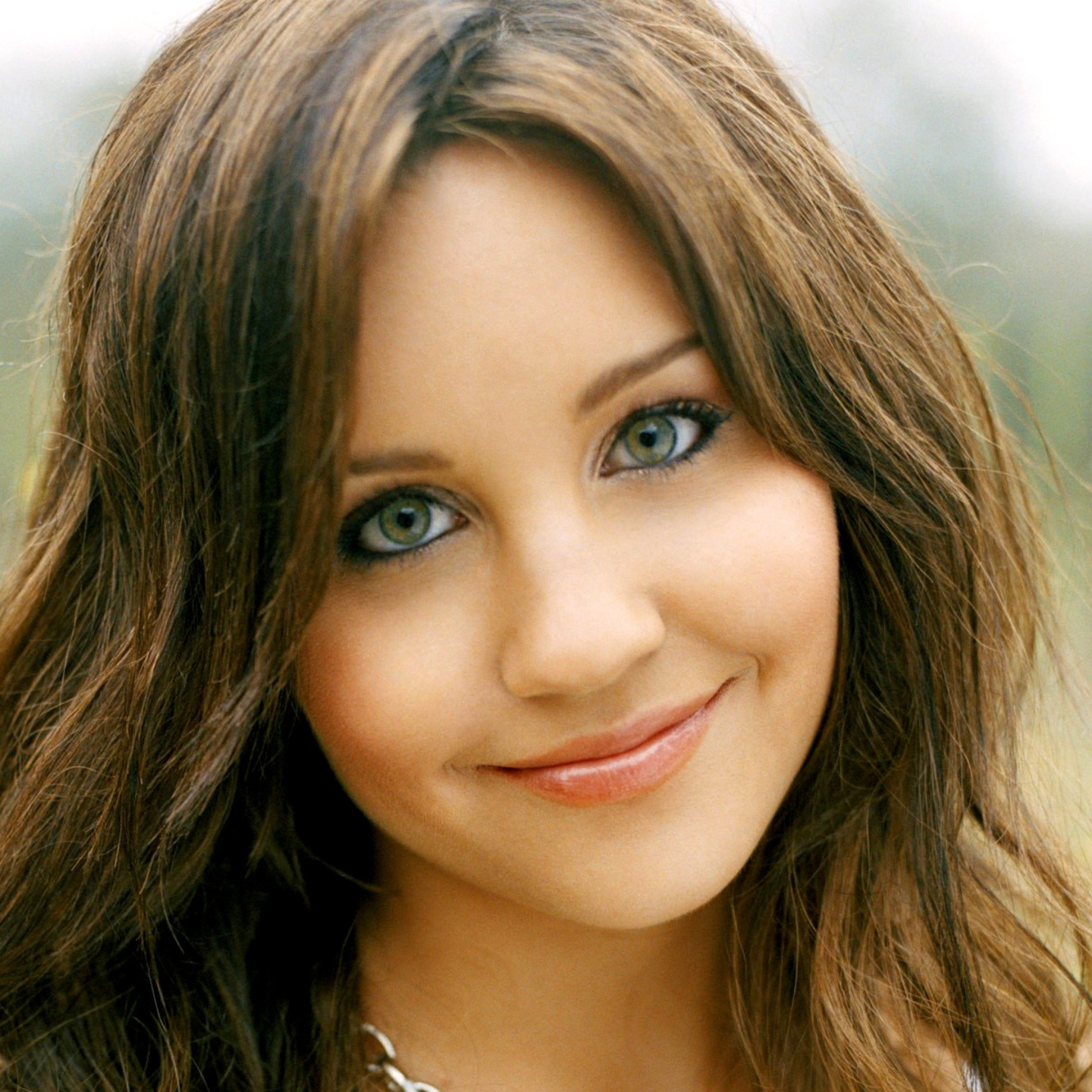 Screenshot №1 pro téma Amanda Bynes 2048x2048