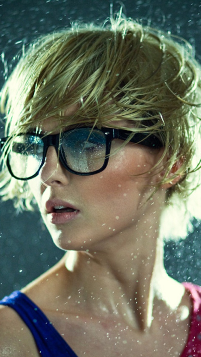 Cute Blonde Girl Wearing Glasses wallpaper 640x1136