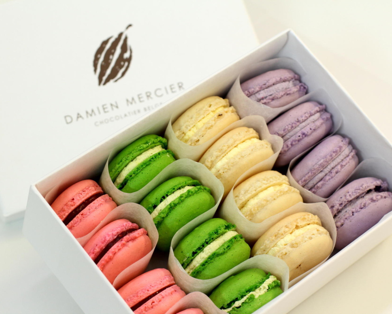 Colorful Macarons wallpaper 1280x1024