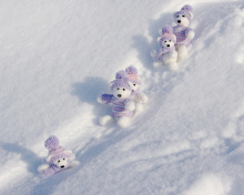 Screenshot №1 pro téma White Teddy Bears Snow Game 220x176