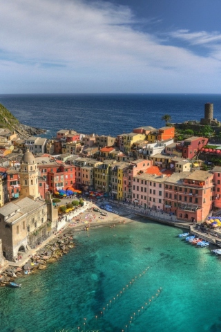 Fondo de pantalla Cinque Terre Italy 320x480