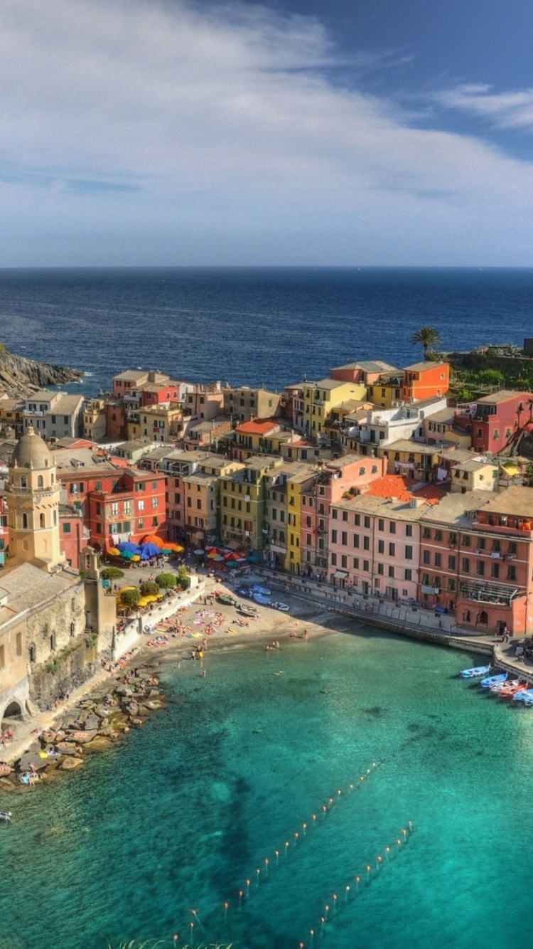 Cinque Terre Italy wallpaper 750x1334