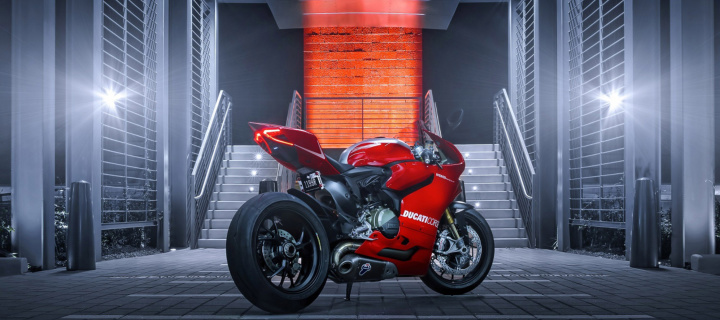 Das Ducati Corse Wallpaper 720x320