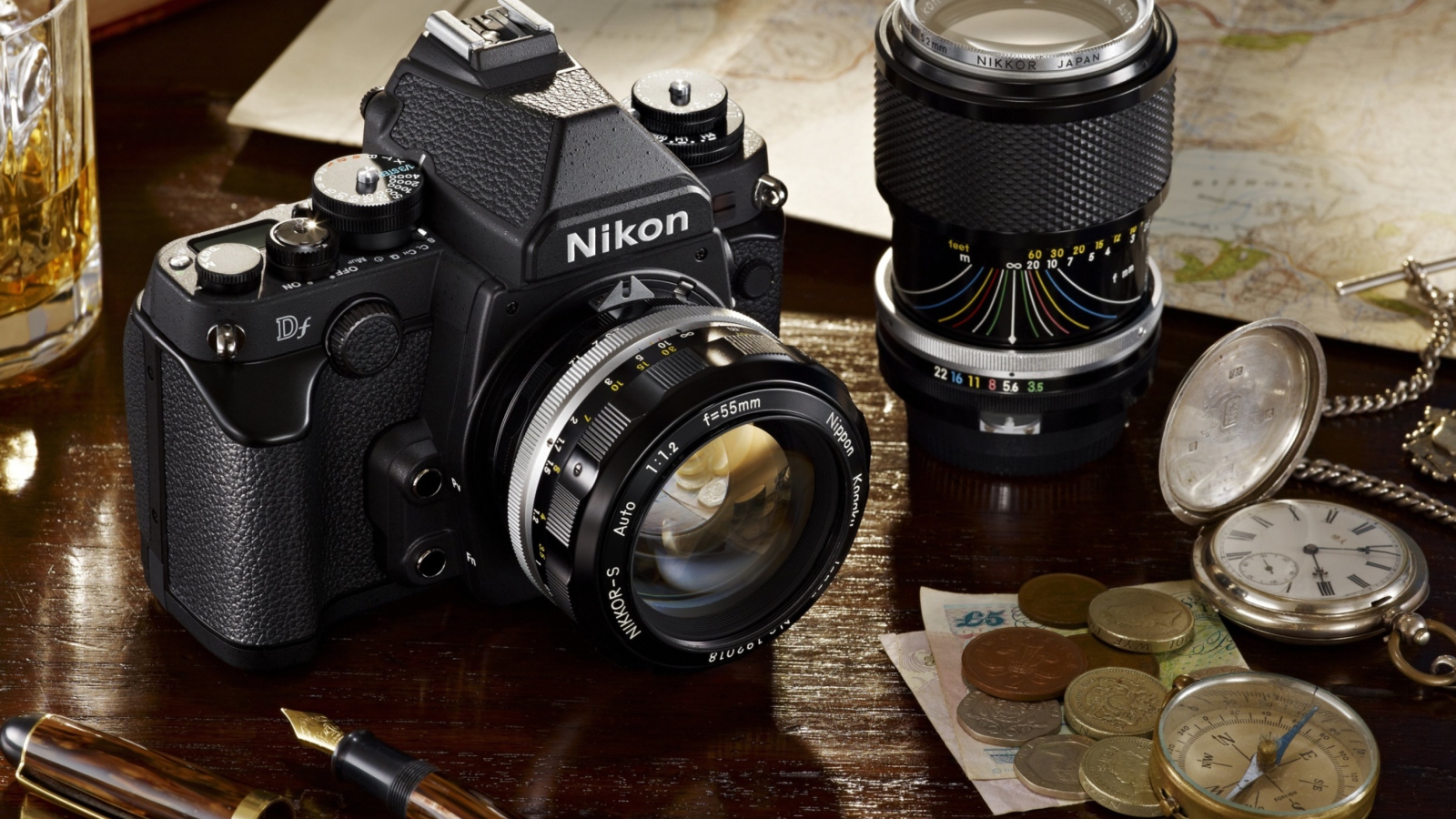 Screenshot №1 pro téma Nikon Camera And Lens 1600x900