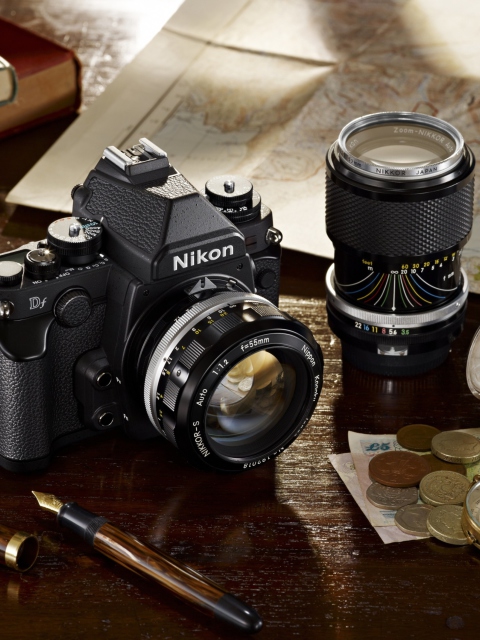 Fondo de pantalla Nikon Camera And Lens 480x640