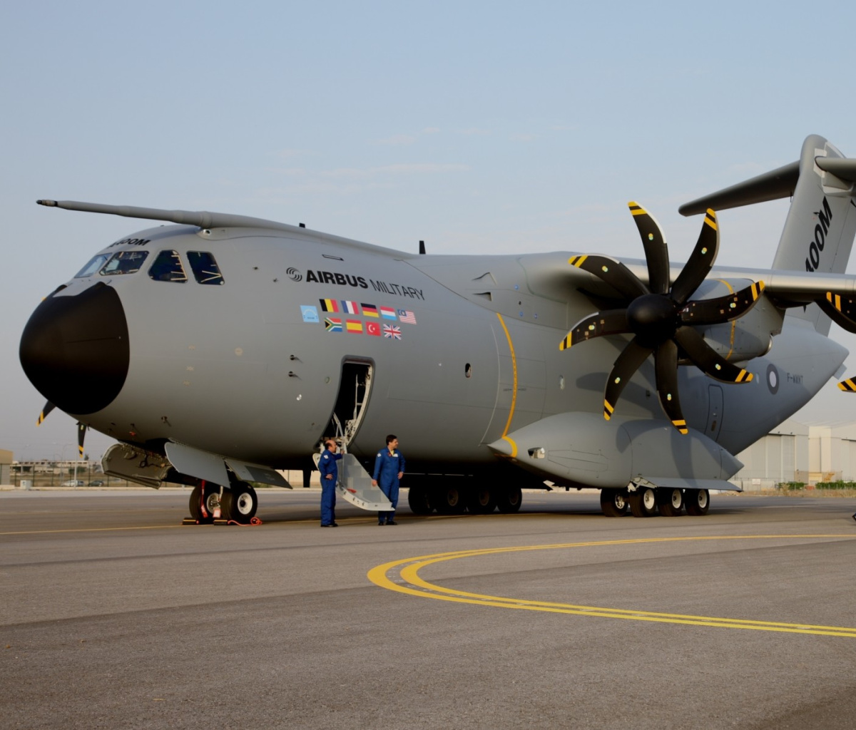 Airbus Military A400M wallpaper 1200x1024